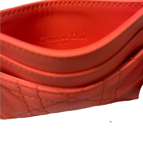 LADY DIOR LAMBSKIN FREESIA CANNAGE CARD HOLDER - Picture 7 of 8